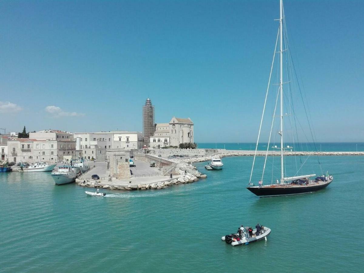 La Mia Casa Era Sul Porto Hotel Trani Buitenkant foto
